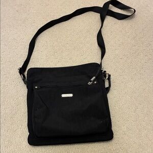 Baggallini Sleek Black Crossbody Bag👵MT
